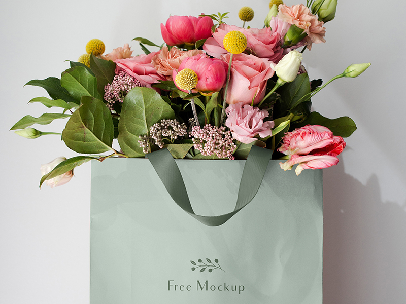 free flowers bag mockup