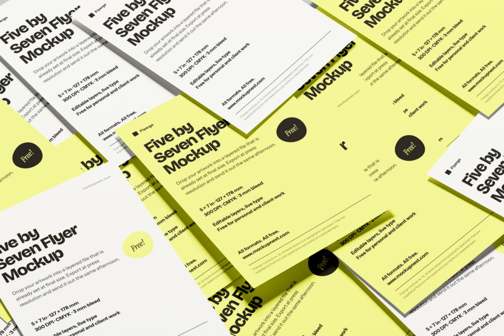 5x7 Leaflet Mockup