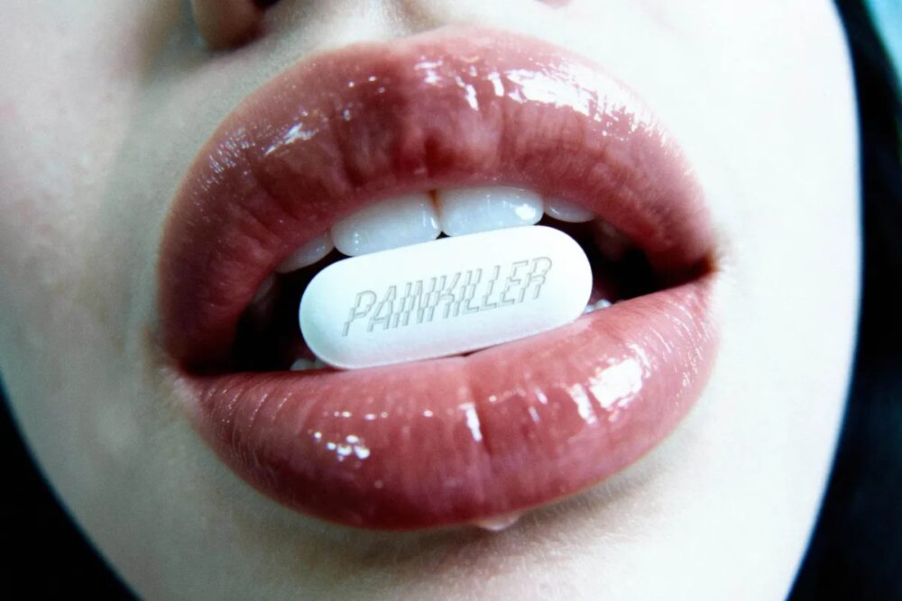 Download Debossed Pill Mockup