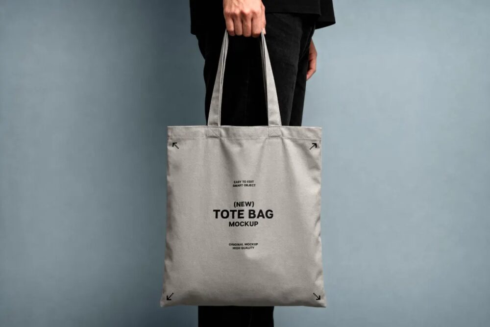 Download Handheld Tote Bag Mockup