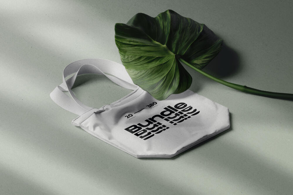 Fabric Bag Mockup With Tropic Leaf Isometric