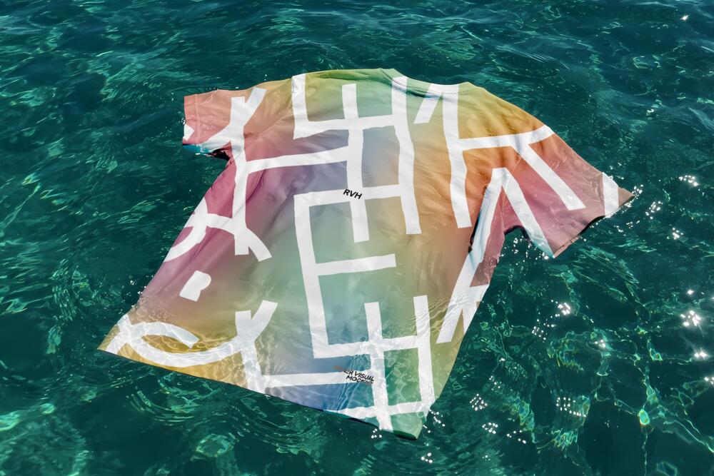 T-Shirt Ocean Mockup